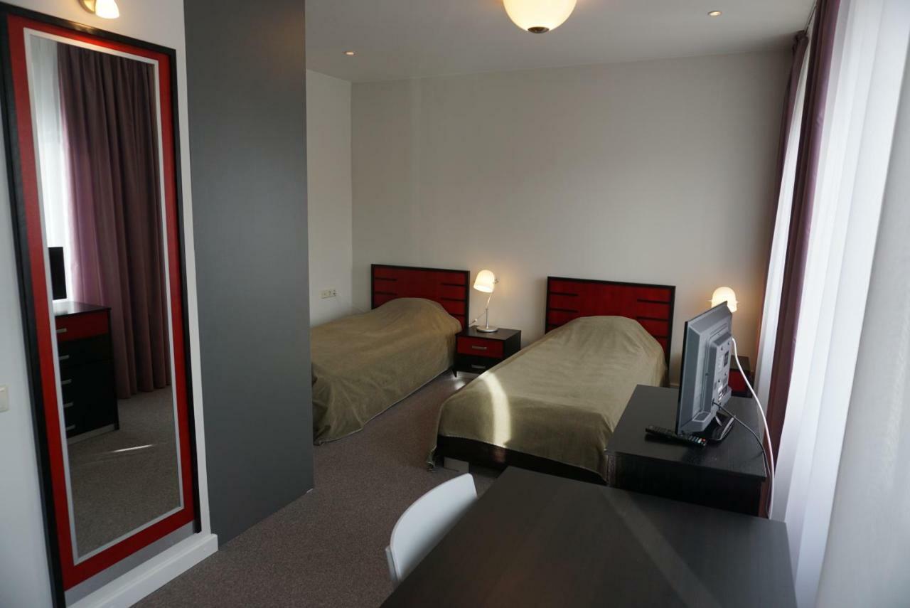 Seven Sisters Apartments With Self Check-In Liepaja Room photo